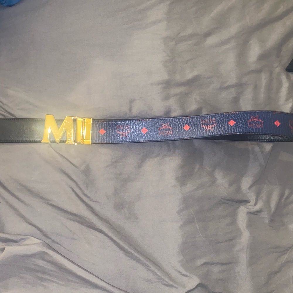 I’m selling a reversible MCM belt one side is blue and red the other is black